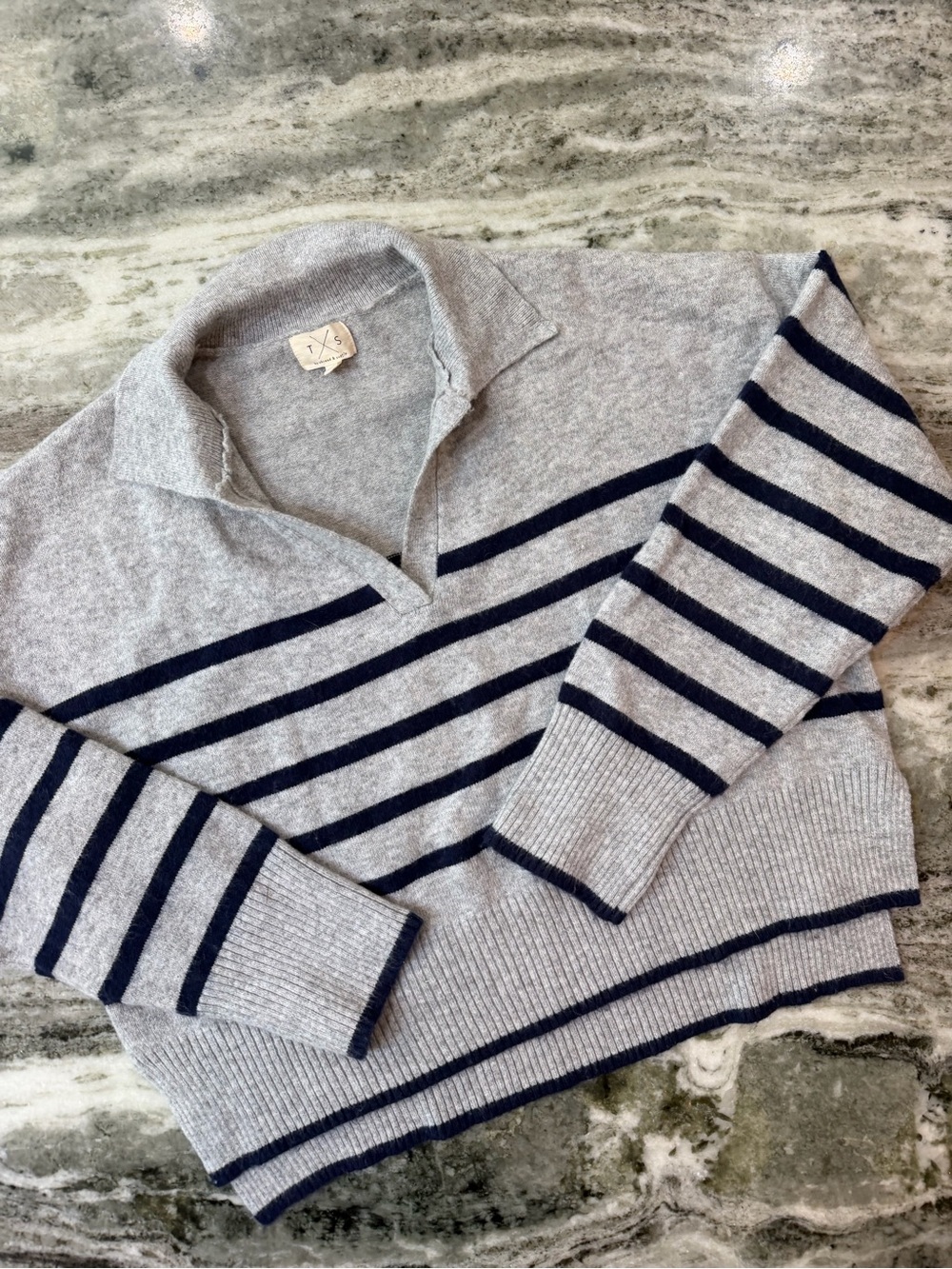 Thread & Supply Light Gray Sweater with Navy Stripes Women’s Large - Picture 3 of 5
